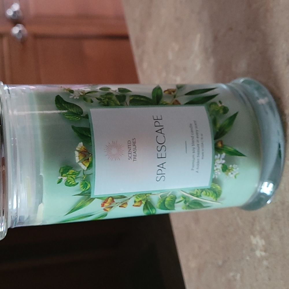 Treasure candle